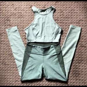 Outdoor voices tri tone leggings bra set
